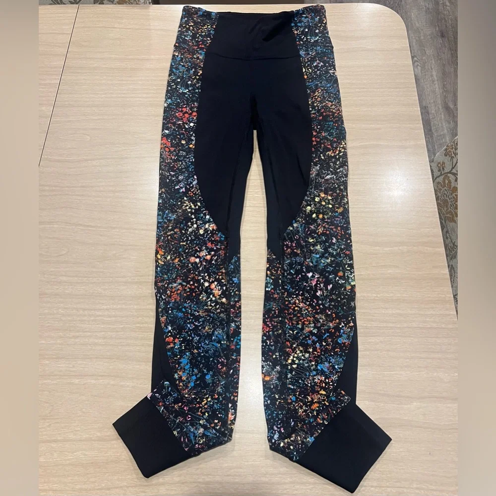 Lululemon Athletica Black and Multicolor Leggings Floral Size 4 - Picture 1 of 4